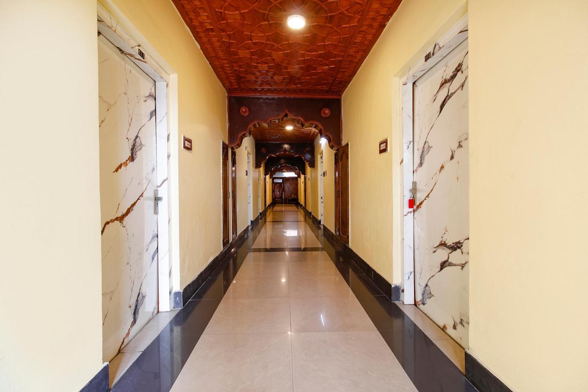 Fabhotel Kashmir Hilltown Durgjan Buitenkant foto